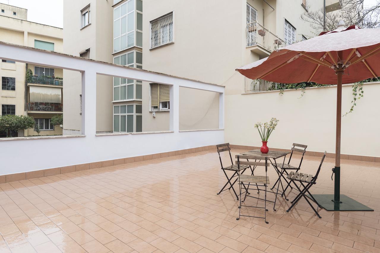 Micheli 4Pax Apartment With Terrace Rome Buitenkant foto